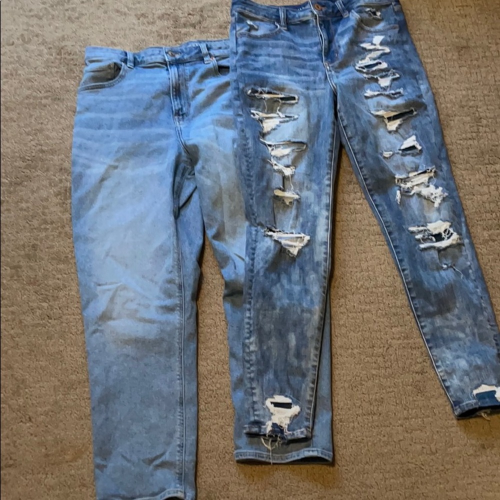 American Eagle Mom Jeans